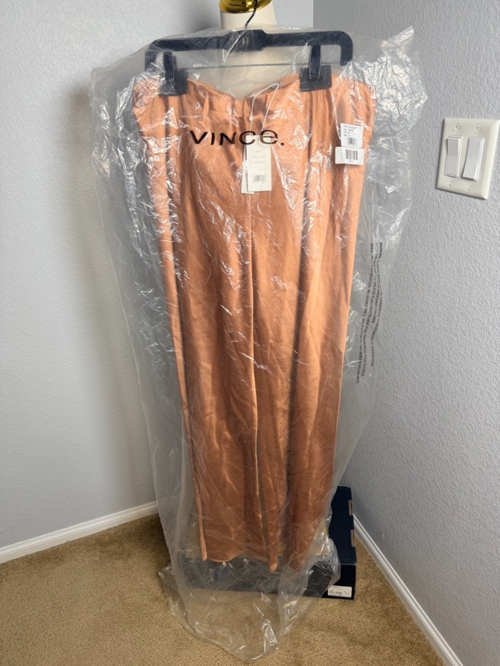 NWT-Vince Women's Satin Bias Pant - Picture 6 of 11